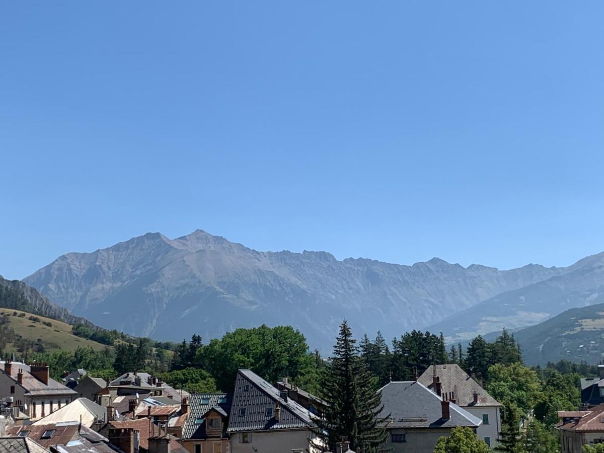 Studio Neuf Barcelonnette Bagian luar foto